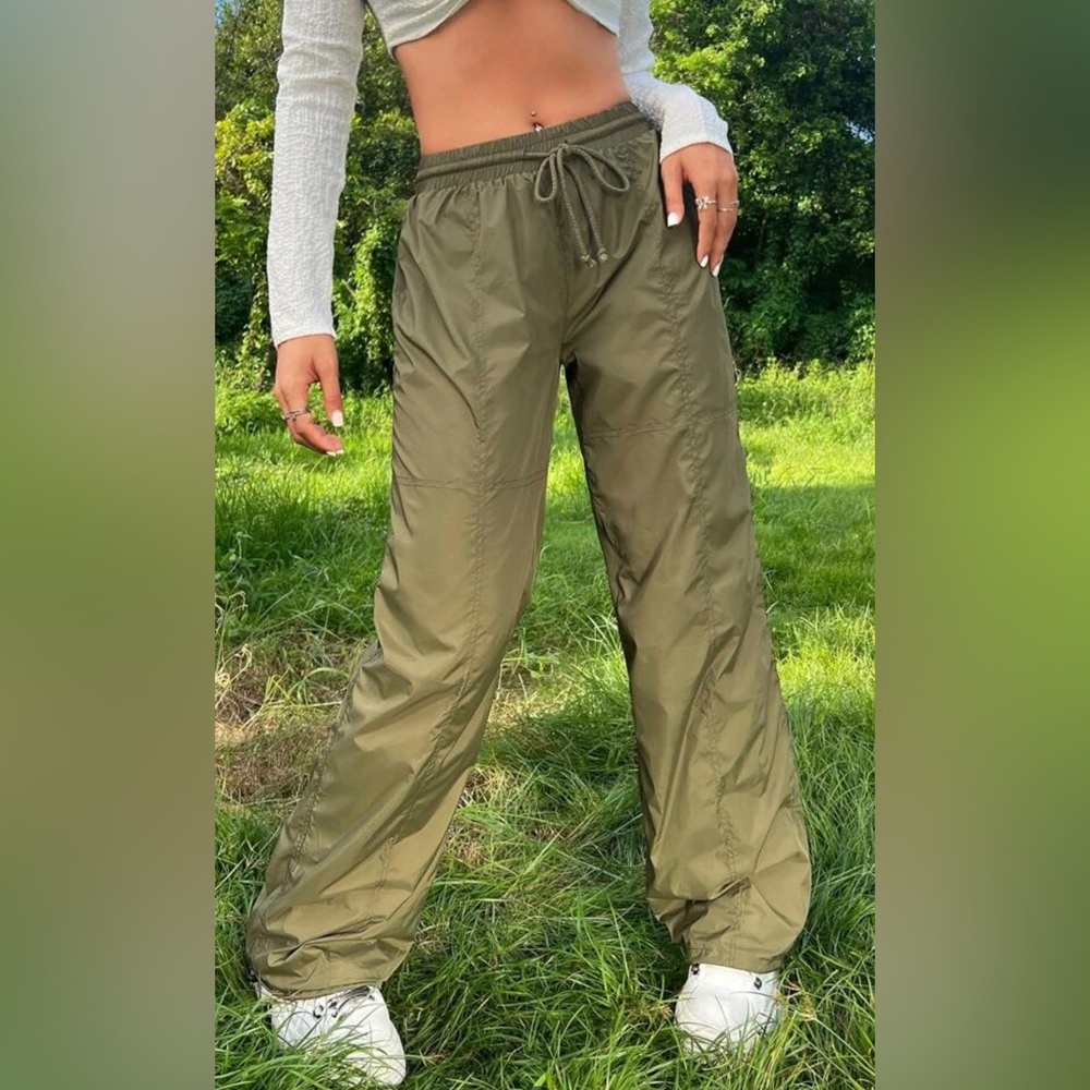 Parachute pants